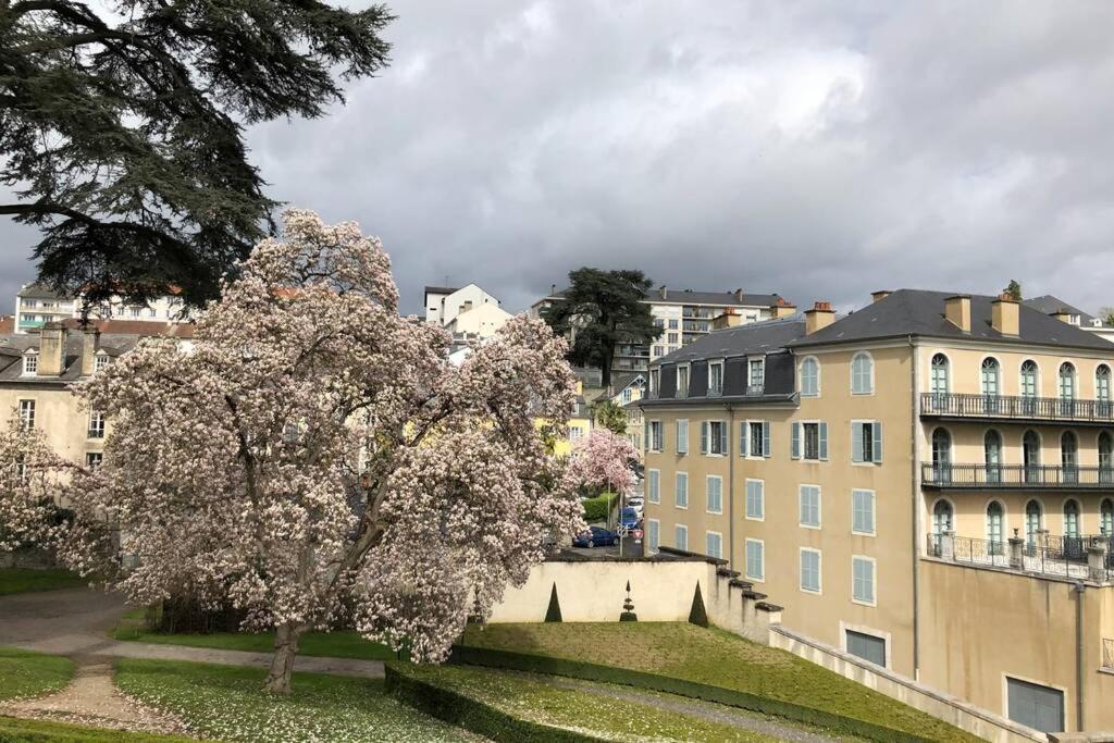 Magnolia : Superbe deux-pièces quartier du Château Pau Exterior foto
